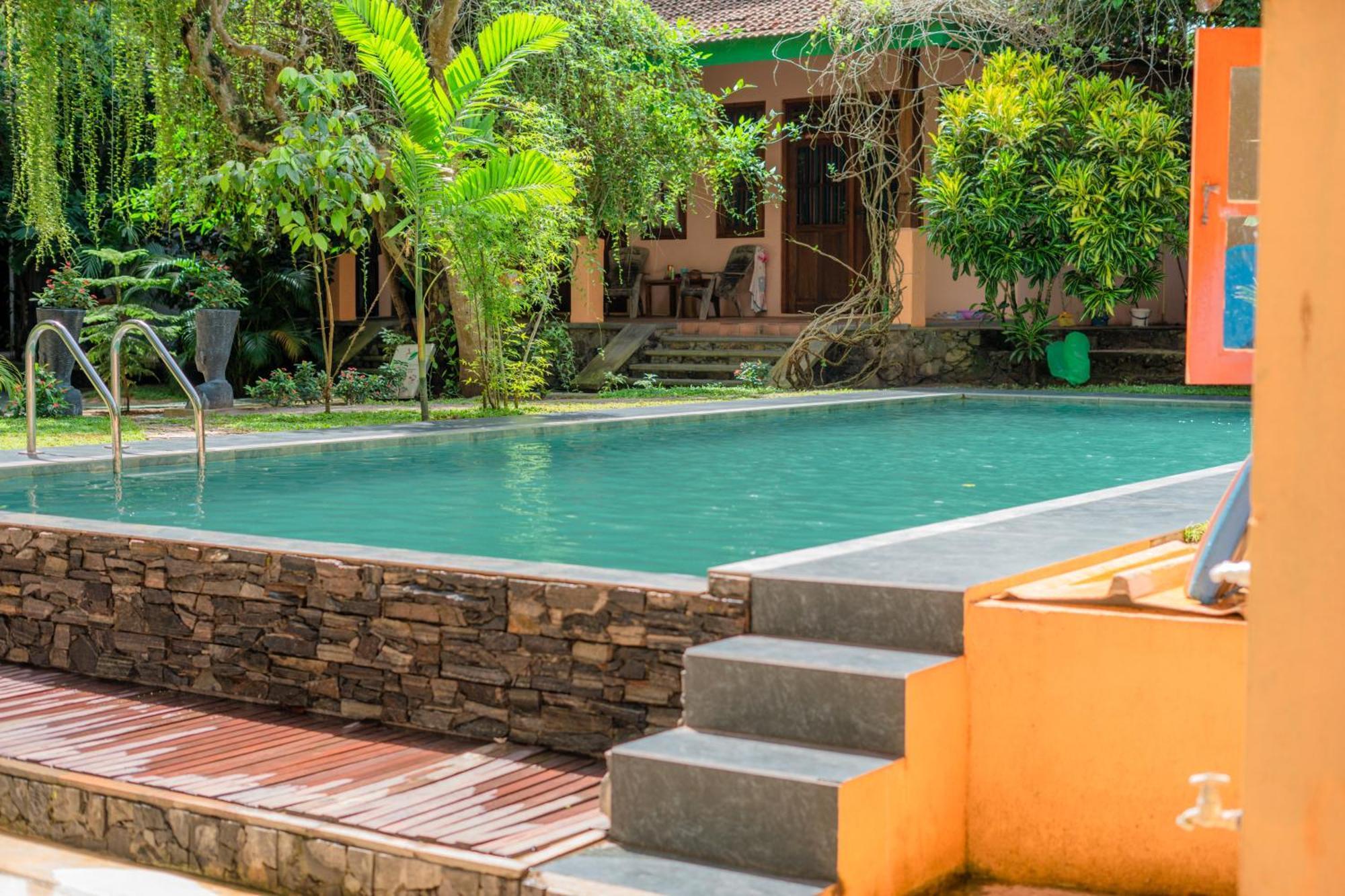 Monkey Villa Hikkaduwa Exterior photo
