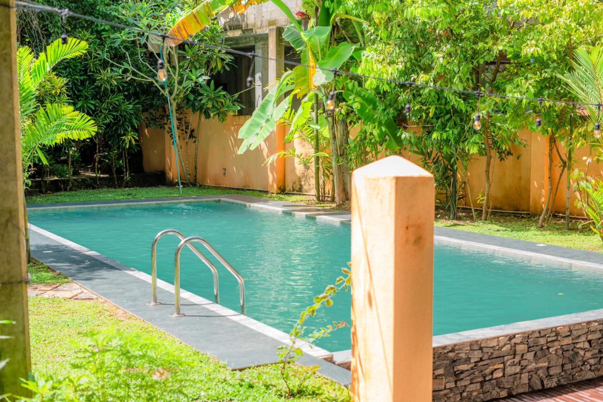 Monkey Villa Hikkaduwa Exterior photo